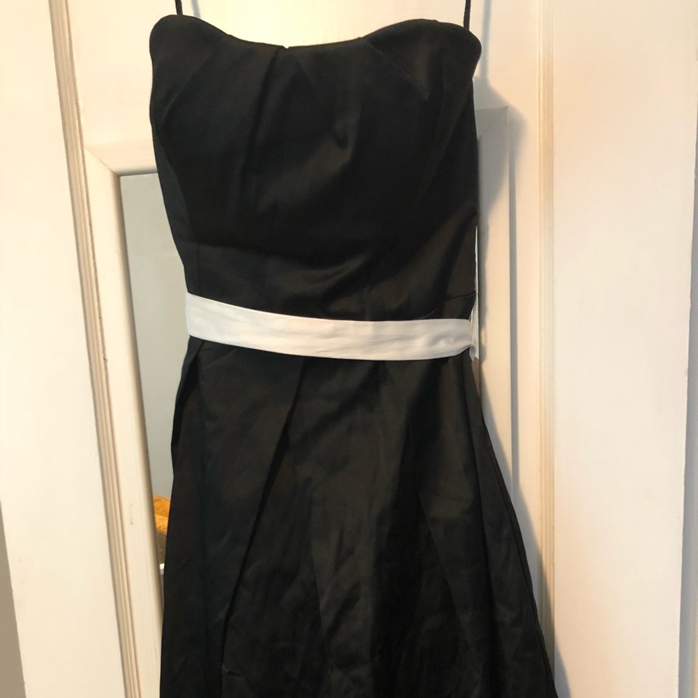 Black strapless short formal dress